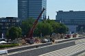 Betonmischer umgestuerzt Koeln Deutz neue Rheinpromenade P141
